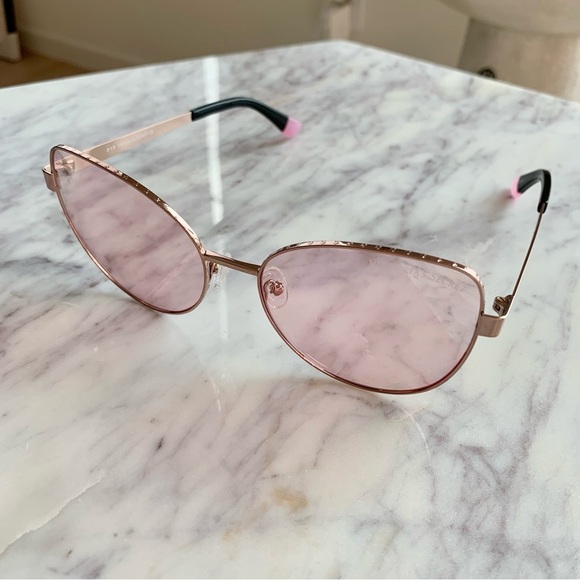 ? NEW Victoria’s Secret Pink Oversized Metallic Colorblock Cat-Eye Sunglasses main image 6